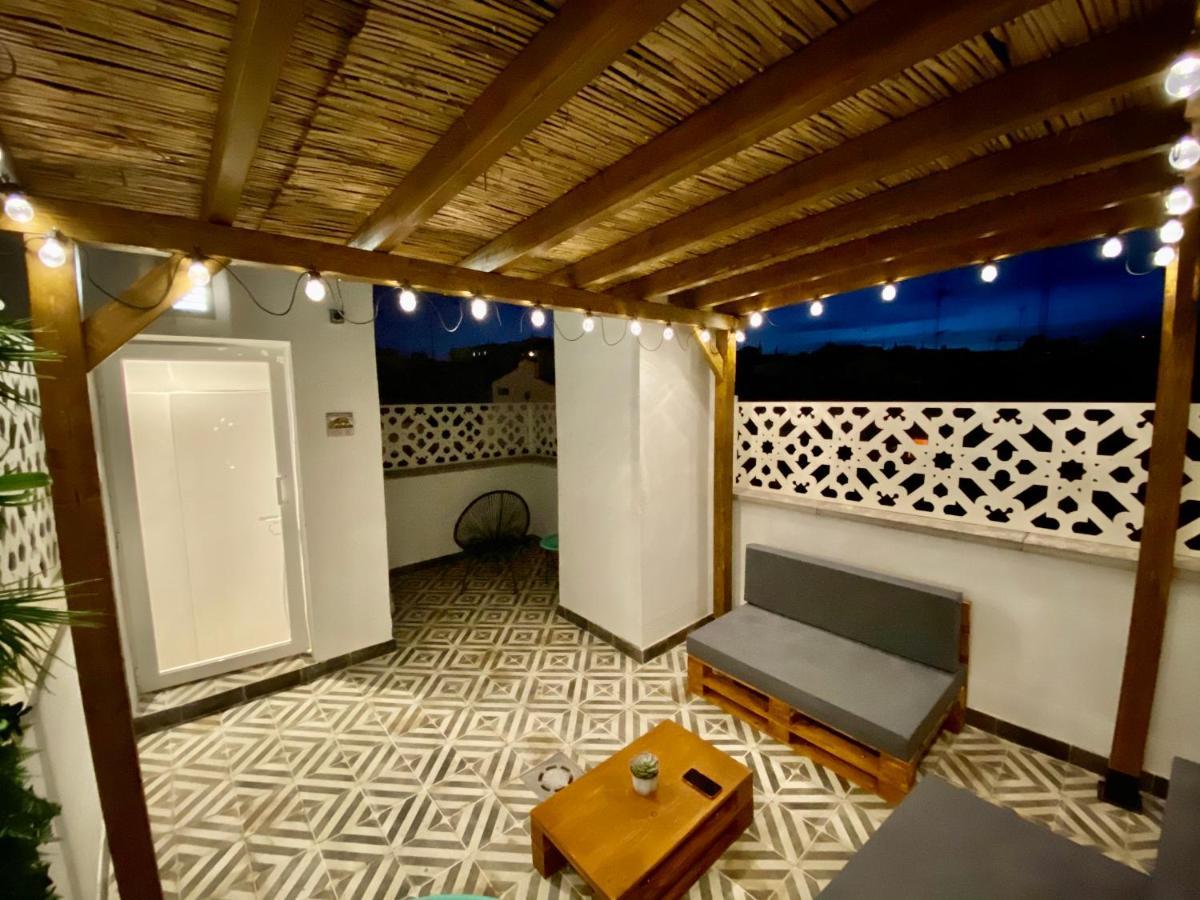 Precioso Atico Con Terraza En El Centro De Madrid Amazing Penthouse In Madrid Center Apartment Exterior photo